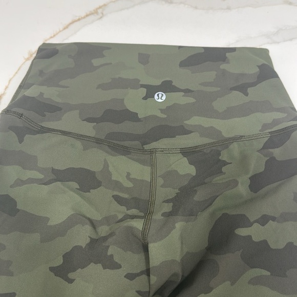 Lululemon Athletica Camouflage Leggings - Green and Black - Picture 5 of 5